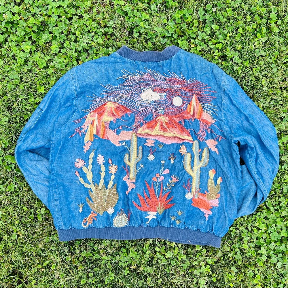 Johnny Was Embroidered Denim Bomber Jacket - Size Large